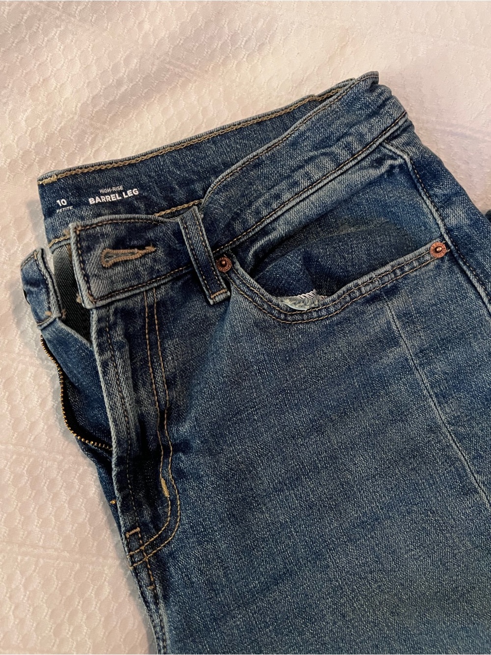 Old Navy Barrel Leg Jeans 10P